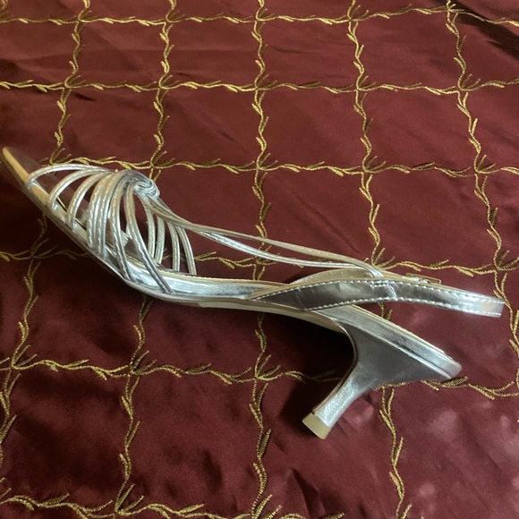 Chinese Laundry sandals. NWOT - Picture 2 of 5